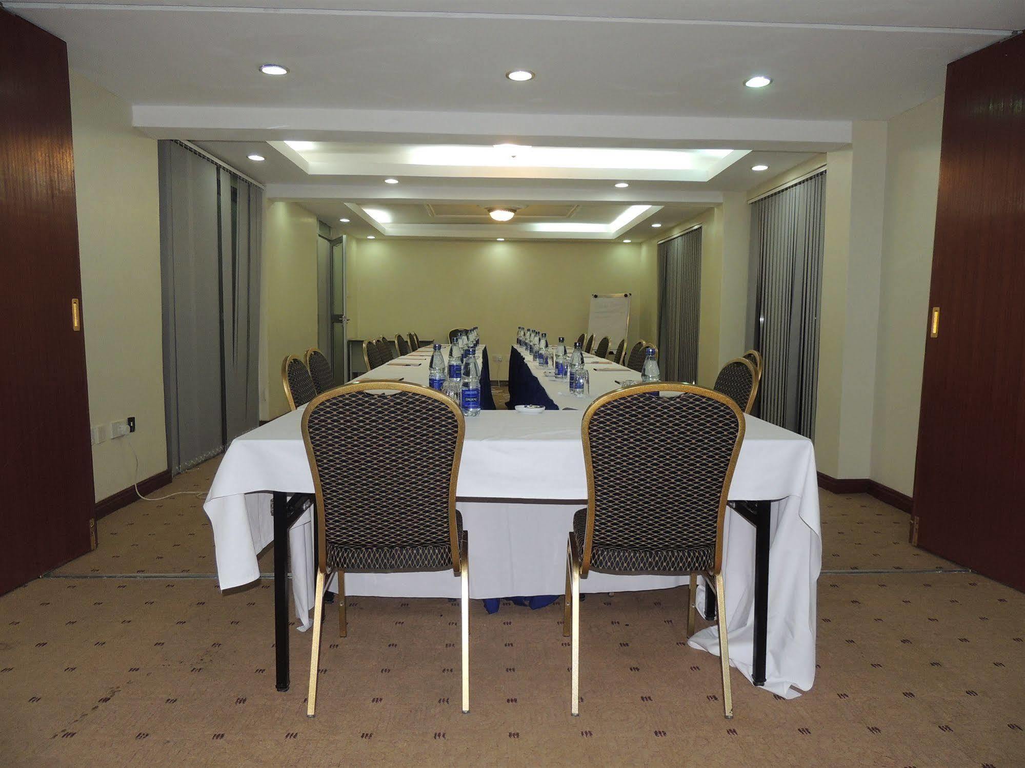 Nairobi Upperhill Hotel מראה חיצוני תמונה